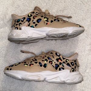 Adidas cheetah sneakers